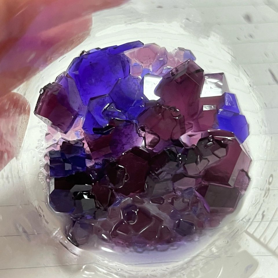 草酸铝(铬)酸钠晶体